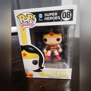 POPS! Funko WONDER WOMAN #08
